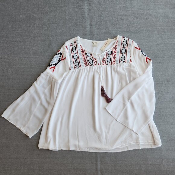 NWT Ariat Freedom Tunic Embroidered Boho Western Blouse Long Sleeve White - Picture 8 of 11
